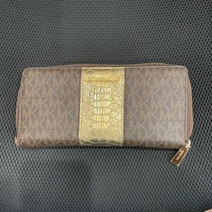 MK wallet